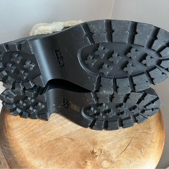 Women’s Coach black leather boots-size 9 - Picture 6 of 7